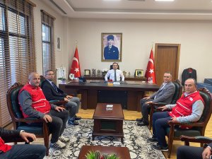 SEYDİŞEHİR KIZILAY'DAN KAYMAKAM BEY'E TEŞEKKÜR ZİYARETİ