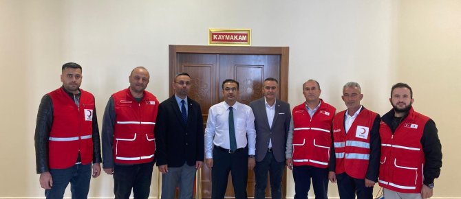 SEYDİŞEHİR KIZILAY'DAN KAYMAKAM BEY'E TEŞEKKÜR ZİYARETİ