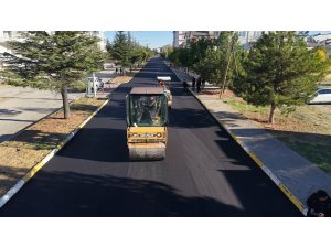 AHMET YESEVİ’DE ASFALT MARATONU